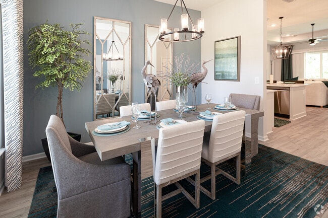 Waylon - Dining Room