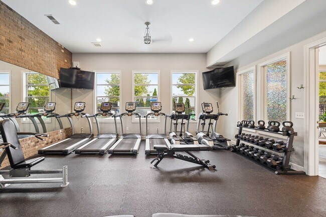 Trotters Park, Columbus, OH 43215 - photo 7