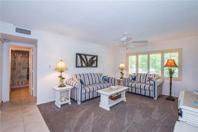 6706 Sarasea Cir unit ID1364701P, Sarasota, FL 34242 - photo 3
