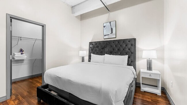 500 S Ervay St unit ID1297780P, Dallas, TX 75201 - photo 3