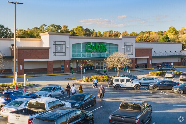 Publix serves Lithia Springs residents as a major grocery hub.