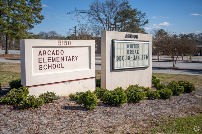 Arcado Elementary School, Rankings & Reviews - Homes.com