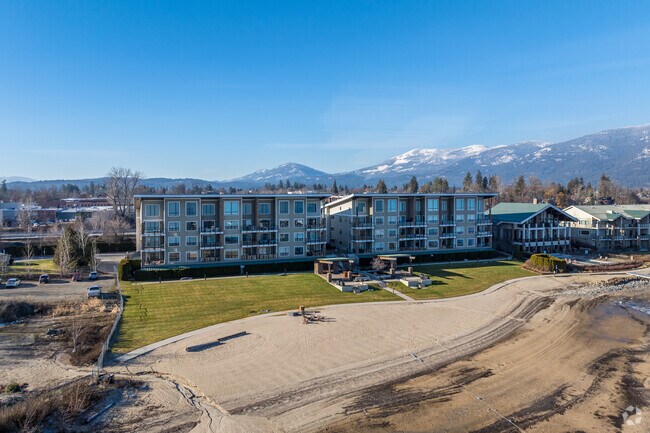 Lakeside condos can be found all along the lake in Sandpoint,