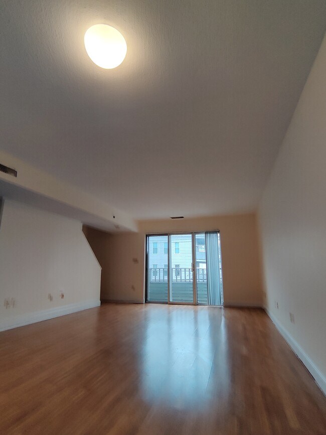 146 N Beacon St unit B4, Boston, MA 02135 - photo 3