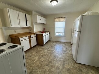 190 Main St, Claremont, NH 03743