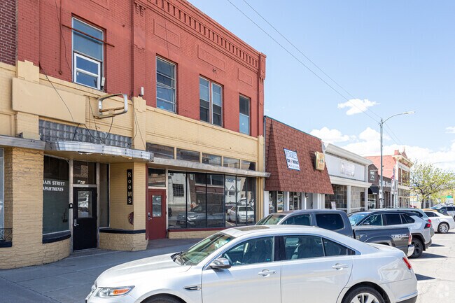 Shopping options are limited in Price.