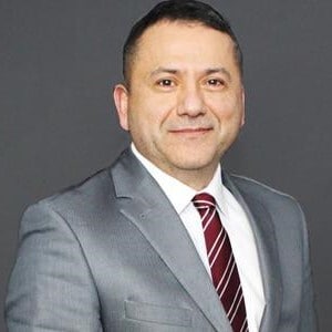 Alfonso Flores