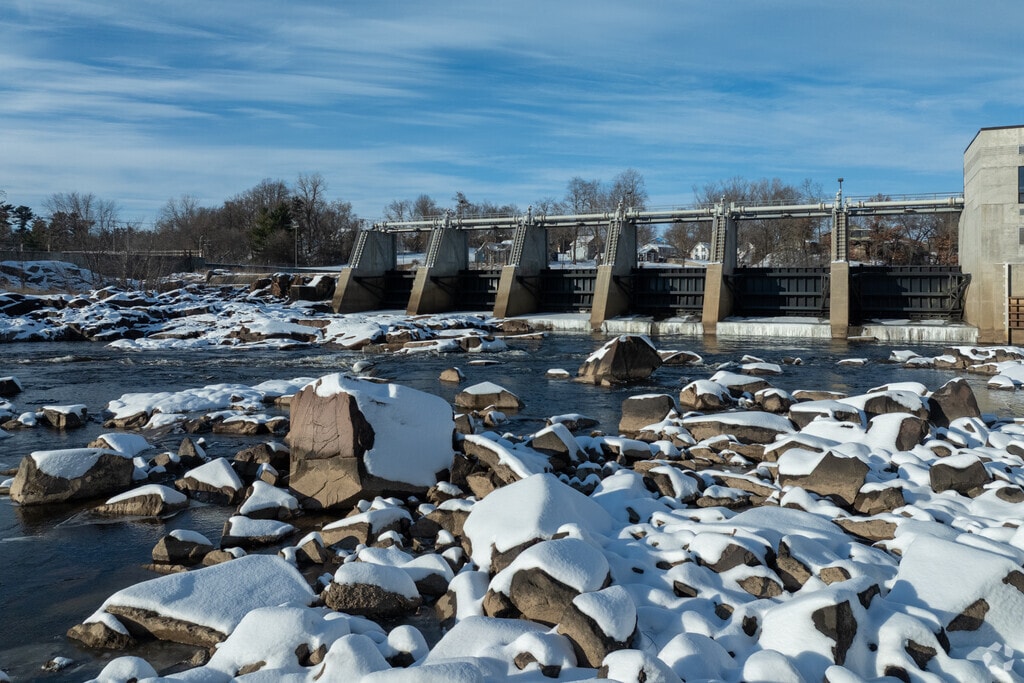 The Black River Falls Dam is a historic hydroelectric facility built by the city.