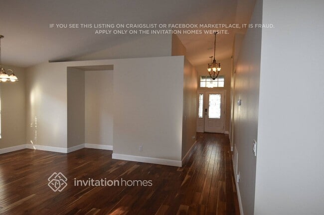 5621 Rockfield Loop, Valrico, FL 33596 - photo 2