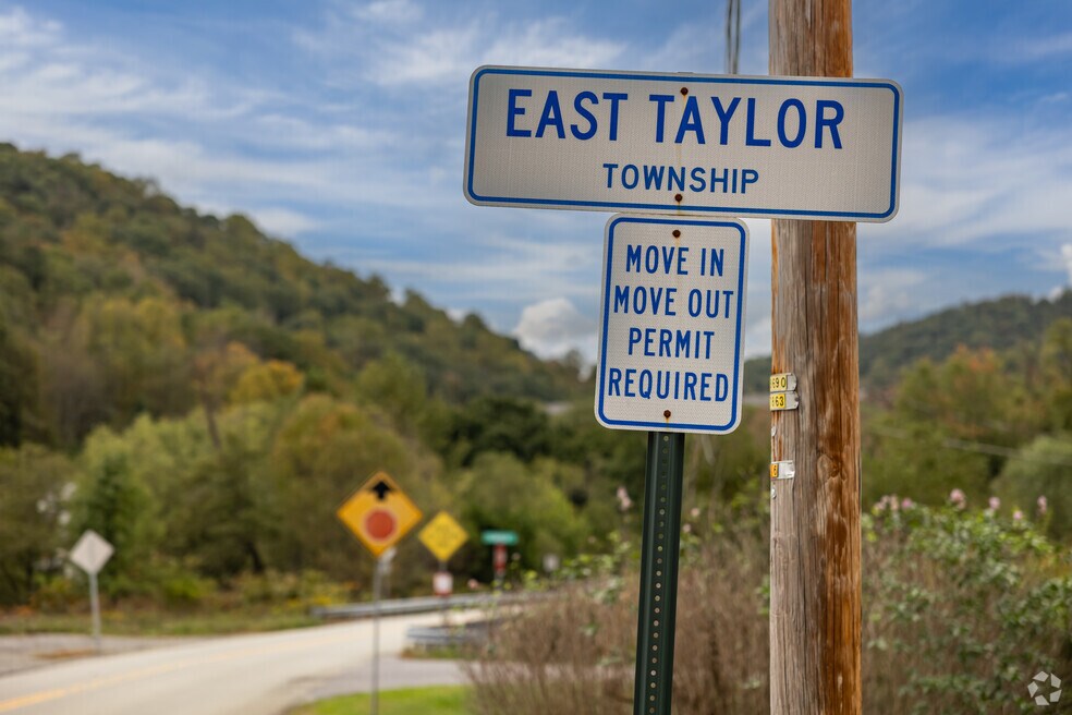 NH_EastTaylor_558408_P2_v1_LM_120424