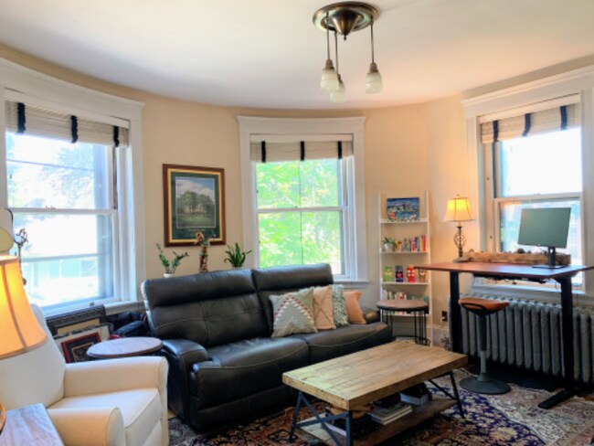 9 Braemore Rd unit 6, Brighton, MA 02135 - photo 2