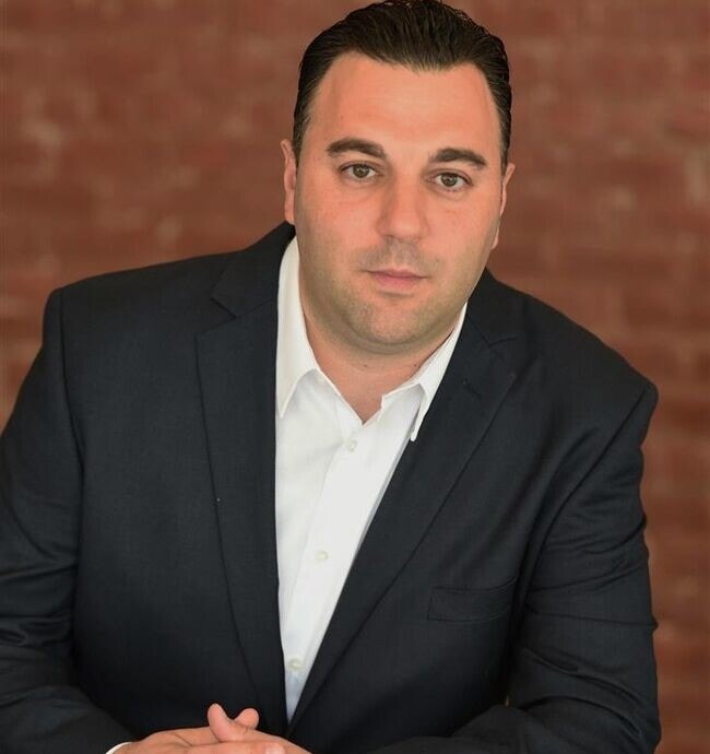 Agent Photo