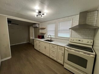 1550 Robin St, Auburndale, FL 33823