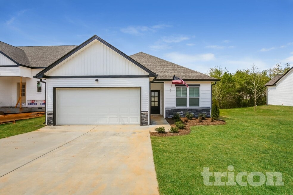 571 Faye Aly, Springfield, TN 37172 - photo 1