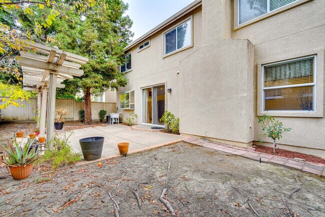 27479 Green Wood Rd unit ID1305057P, Hayward, CA 94544 - photo 6