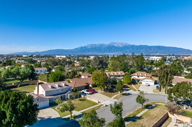 South Fontana is the perfect neighborhood to enjoy the California lifestyle and mountain views.
