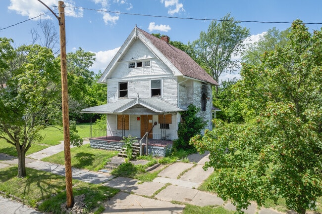 With a little love, any house can become a home in Roosevelt.