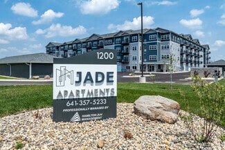 1200 Jade St, Clear Lake, IA 50428