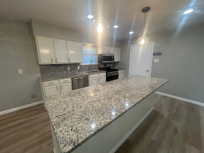 5249 Dazzle Dr, Dallas, TX 75232 - photo 3