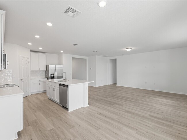 1345 Hanoverian Dr, Lake Alfred, FL 33850 - photo 5