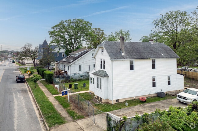 Smaller bungalows are available throughout Orangeville.