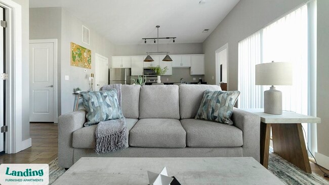 41 E 9th Ave unit 2-426, Columbus, OH 43201 - photo 3