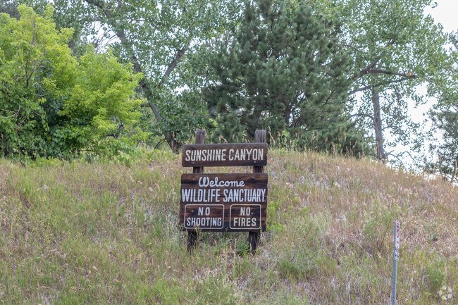 Seven hills sits in Sunshine Caynon which is composed of only a few roads and no public access.