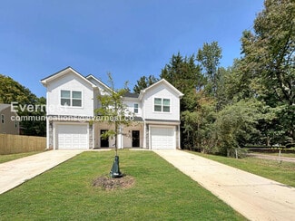 5213 Rockwood Rd, Charlotte, NC 28216