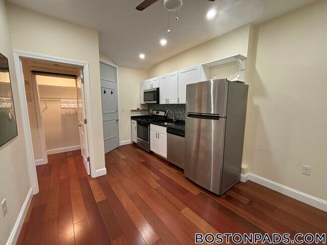 89-91 Hancock St unit 9, Cambridge, MA 02139 - photo 7