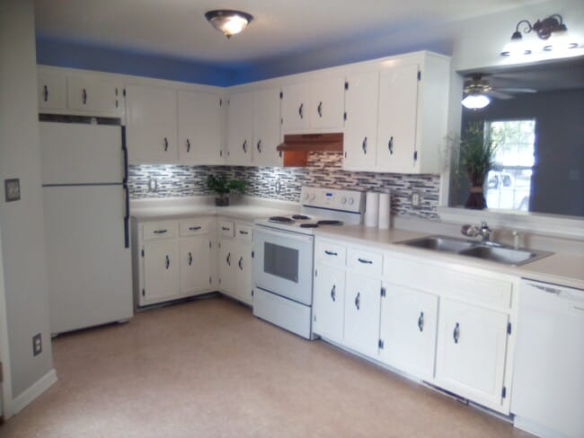 Open concept kitchen, dining space and living room!