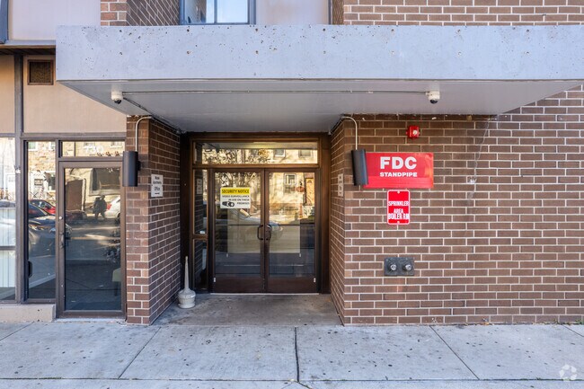 Berkshire Towers, Reading, PA 19601 - photo 5