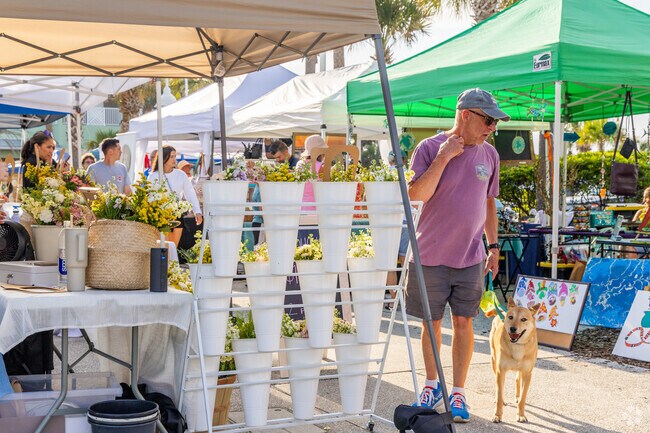Bring your best friend to the Vilano Beach Artisan Market.