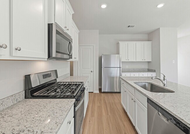 2523 Topaz Hill Ln unit 36998094, Arcola, TX 77583 - photo 5