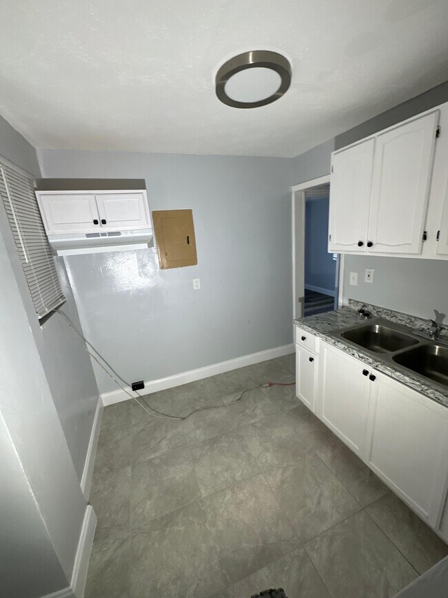 1039 Phelps St, Jacksonville, FL 32206 - photo 6