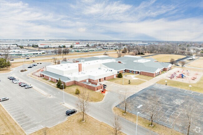 Central Elementary School in Indianapolis has an overall grade of C on Niche.