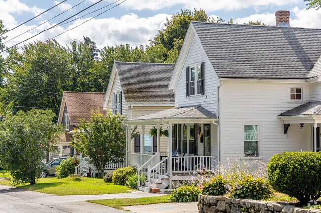 A row of well-cared-for homes in Medfield, Massachusetts.