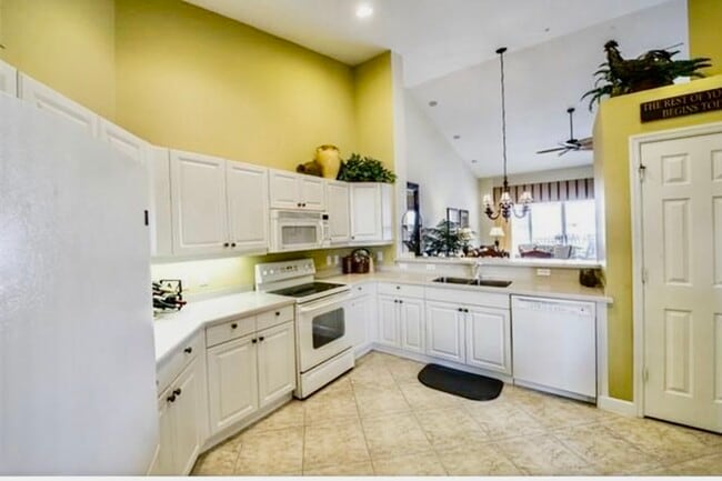 3049 Driftwood Way unit 3806, Naples, FL 34109 - photo 7