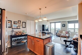 929 Portland Ave Unit 1807, Minneapolis, MN 55404