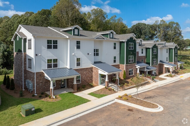 Harrison Village, Gainesville, GA 30507 - photo 3