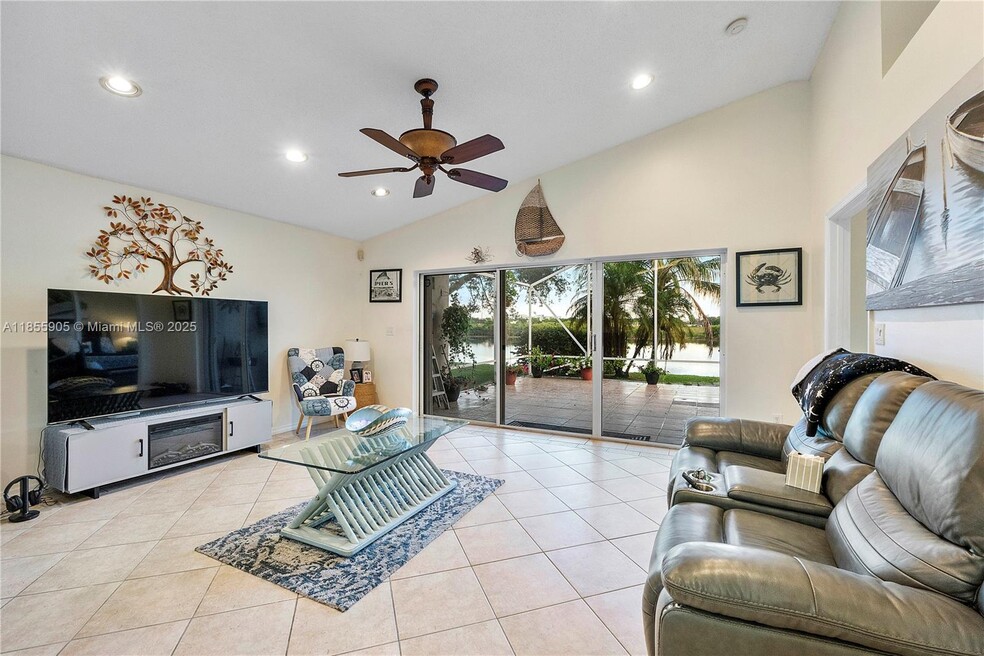 11851 SW 7th St, Pembroke Pines, FL 33025 - photo 1