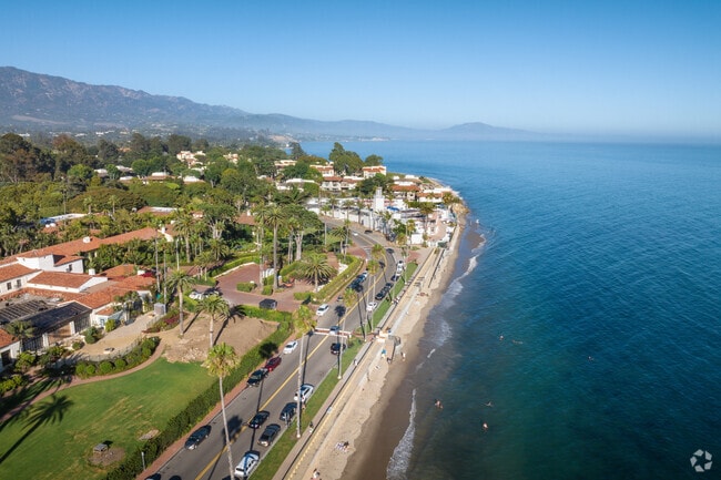 Miramar Beach, the Four Seasons Biltmore Hotel, and the Coral Casino Beach & Cabana Club all lend to the beachy opulence of coastal Montecito.