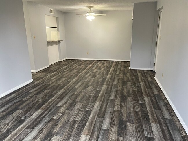 Southern Hills Townhouses & Apartments, LLC, Jefferson City, MO 65101 - photo 7