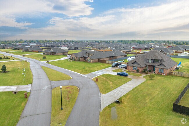 Driveway designs vary widely among homes in Chisholm Run-Siena.