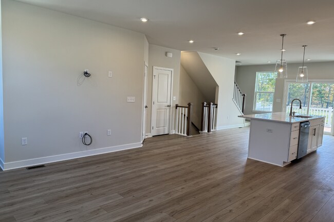 58 Silas Rd, Budd Lake, NJ 07874 - photo 5