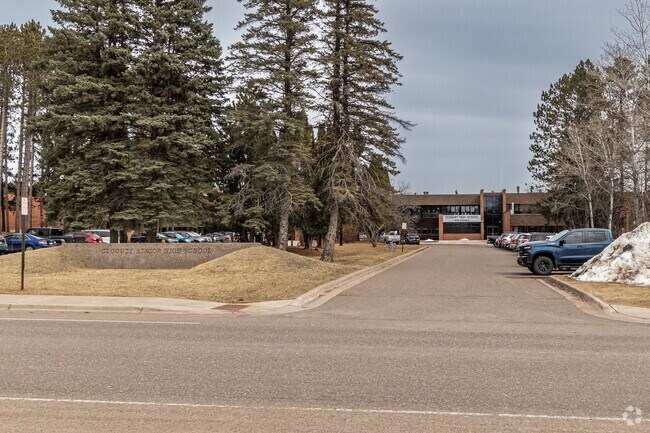 Cloquet Senior High has a student-teacher ratio of 20 to 1.