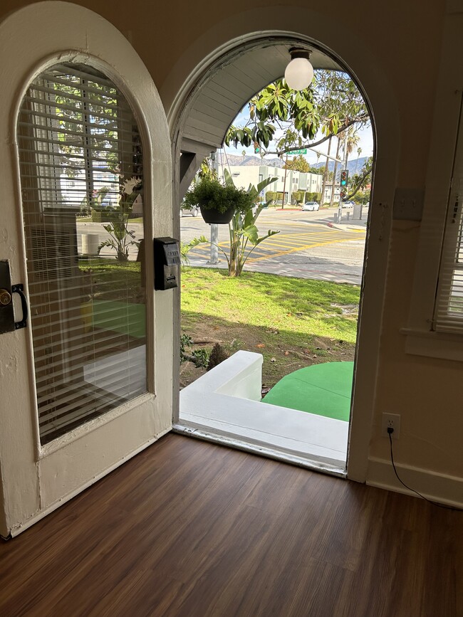 515 N Garfield Ave, Alhambra, CA 91801 - photo 2