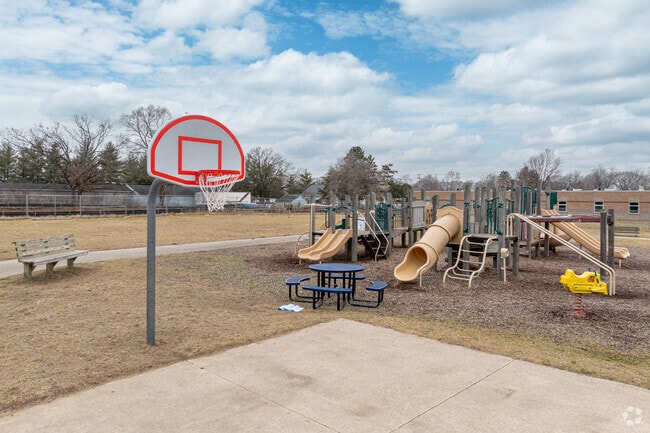 Townline Elementary, playground.