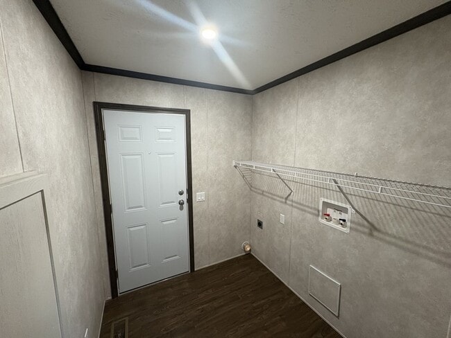 2100 S Scott Blvd, Iowa City, IA 52240 - photo 4