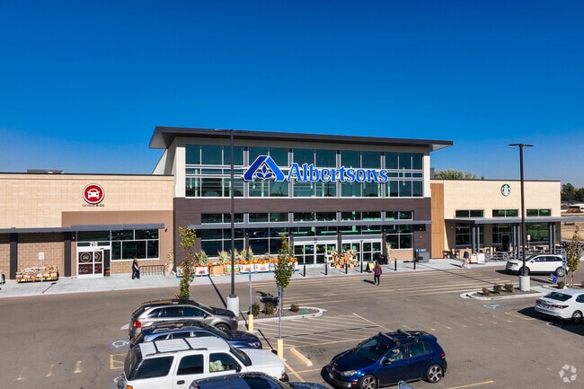 Find all your groceries and more at the new Albertsons in Star.