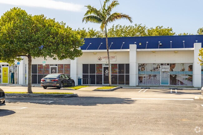 Career Preparatory Academy of South Florida has a student teacher ratio of 3 to 1.